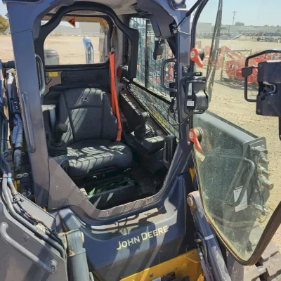 2023 Deere 325G thumbnail
