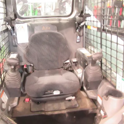 2021 Bobcat T770 thumbnail