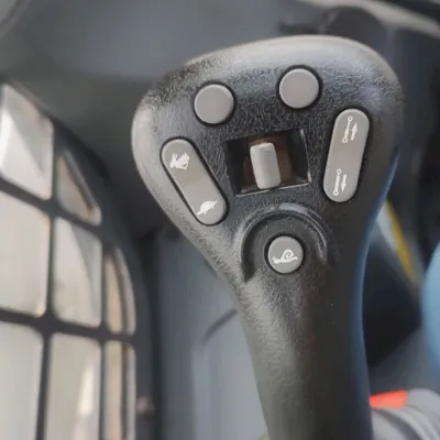 2021 Bobcat T66 thumbnail
