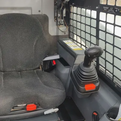 2021 Bobcat T66 thumbnail