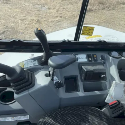 2023 Bobcat E50R2 thumbnail