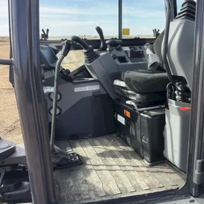 2023 Bobcat E50R2 thumbnail