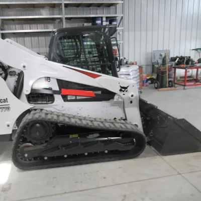 2021 Bobcat T770 thumbnail