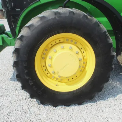 2018 John Deere 7210R thumbnail