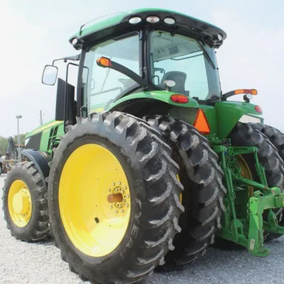 2018 John Deere 7210R thumbnail