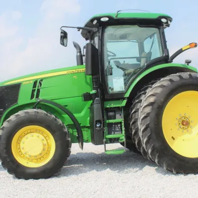 2018 John Deere 7210R thumbnail