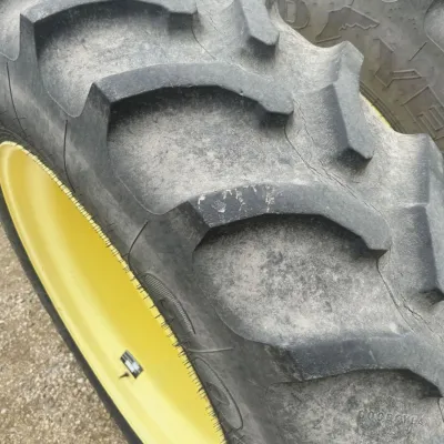 2015 John Deere 1895 Seeder thumbnail