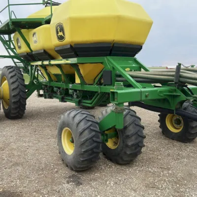 2015 John Deere 1895 Seeder thumbnail