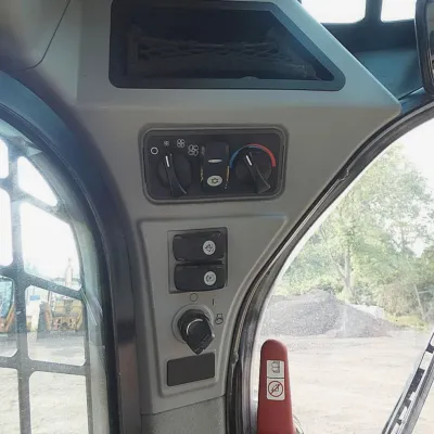 2017 Caterpillar 299D2 thumbnail