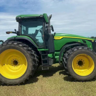 2021 John Deere 8R 310 thumbnail