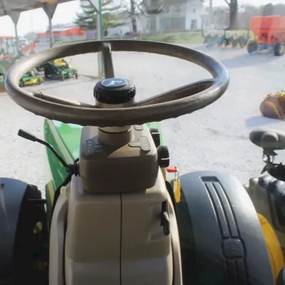 2018 John Deere 8320R thumbnail