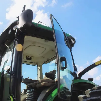 2018 John Deere 8320R thumbnail