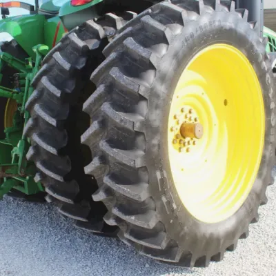2018 John Deere 8320R thumbnail