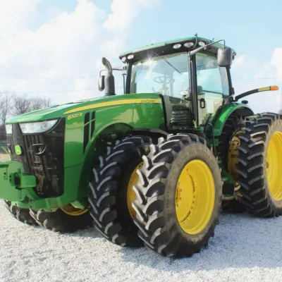 2018 John Deere 8320R thumbnail
