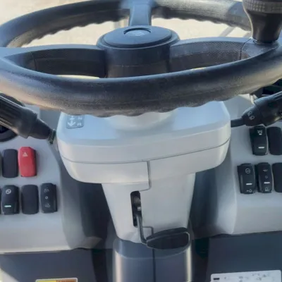 2019 Caterpillar 440 thumbnail