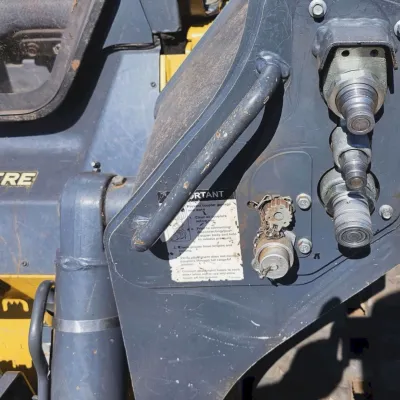 2022 Deere 333G thumbnail