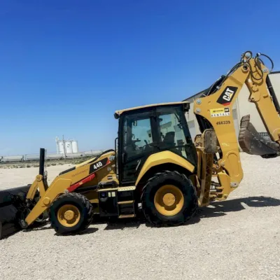 2019 Caterpillar 440 thumbnail