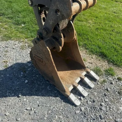2021 Bobcat E32I thumbnail