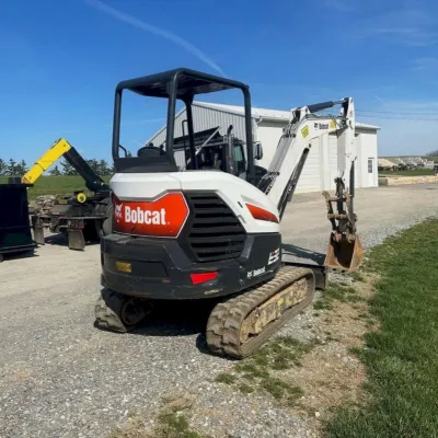 2021 Bobcat E32I thumbnail