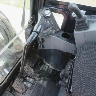 2018 Bobcat E50 thumbnail
