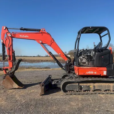 2021 Kubota U55-5 thumbnail