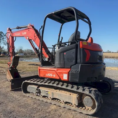 2021 Kubota U55-5 thumbnail