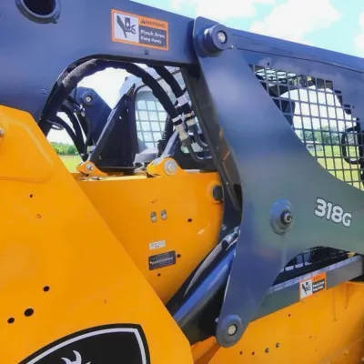 2021 Deere 318G thumbnail