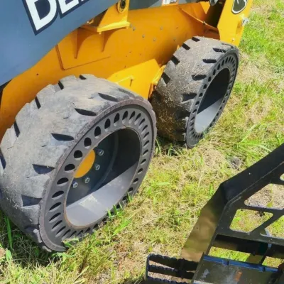 2021 Deere 318G thumbnail