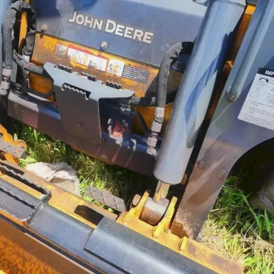 2021 Deere 318G thumbnail
