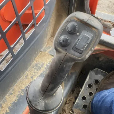 2021 Kubota SSV75 thumbnail