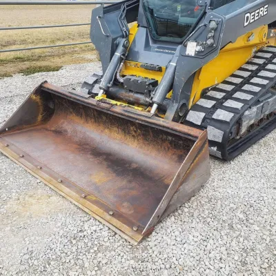 2022 Deere 331G thumbnail