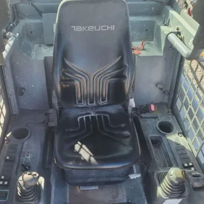 2019 Takeuchi TL12R2 thumbnail