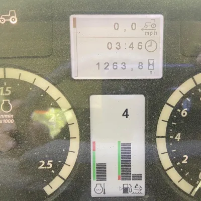 2018 John Deere 6120M thumbnail