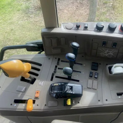 2018 John Deere 6120M thumbnail