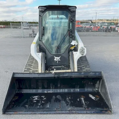 2021 Bobcat T64 thumbnail