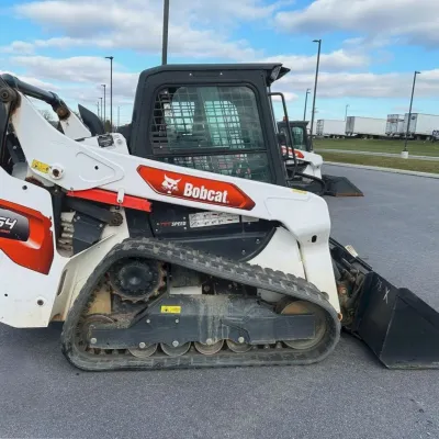 2021 Bobcat T64 thumbnail