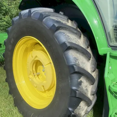 2018 John Deere 6120M thumbnail