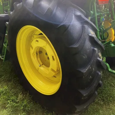 2018 John Deere 6120M thumbnail