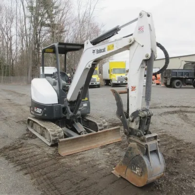 2020 Bobcat E32I thumbnail