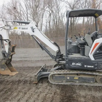 2020 Bobcat E32I thumbnail