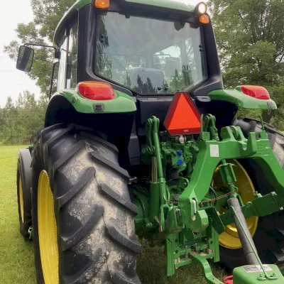 2018 John Deere 6120M thumbnail