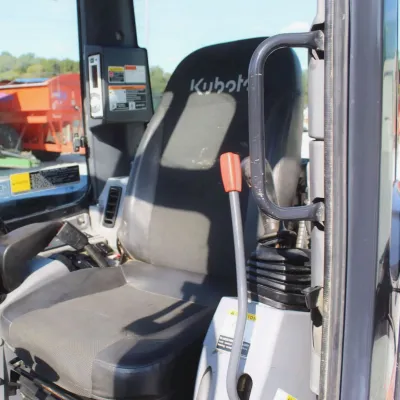 2018 Kubota U55-4 thumbnail