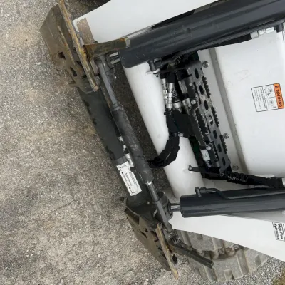 2022 Bobcat T870 thumbnail