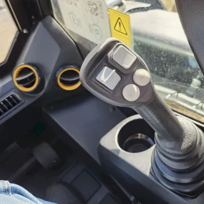 2022 JCB 270T thumbnail