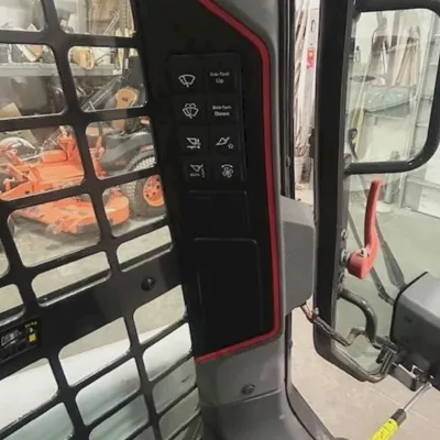 2022 Bobcat T66 thumbnail