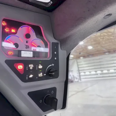 2021 JCB 3TS-8T thumbnail
