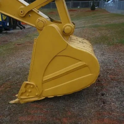 2017 Caterpillar 320D2 thumbnail