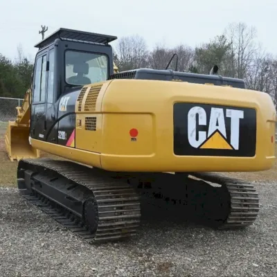 2017 Caterpillar 320D2 thumbnail