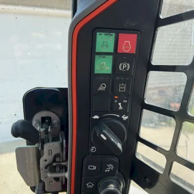 2020 Bobcat S76 thumbnail
