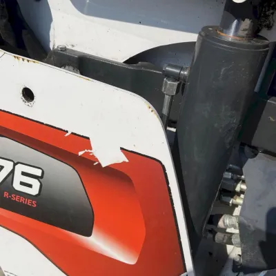 2020 Bobcat S76 thumbnail